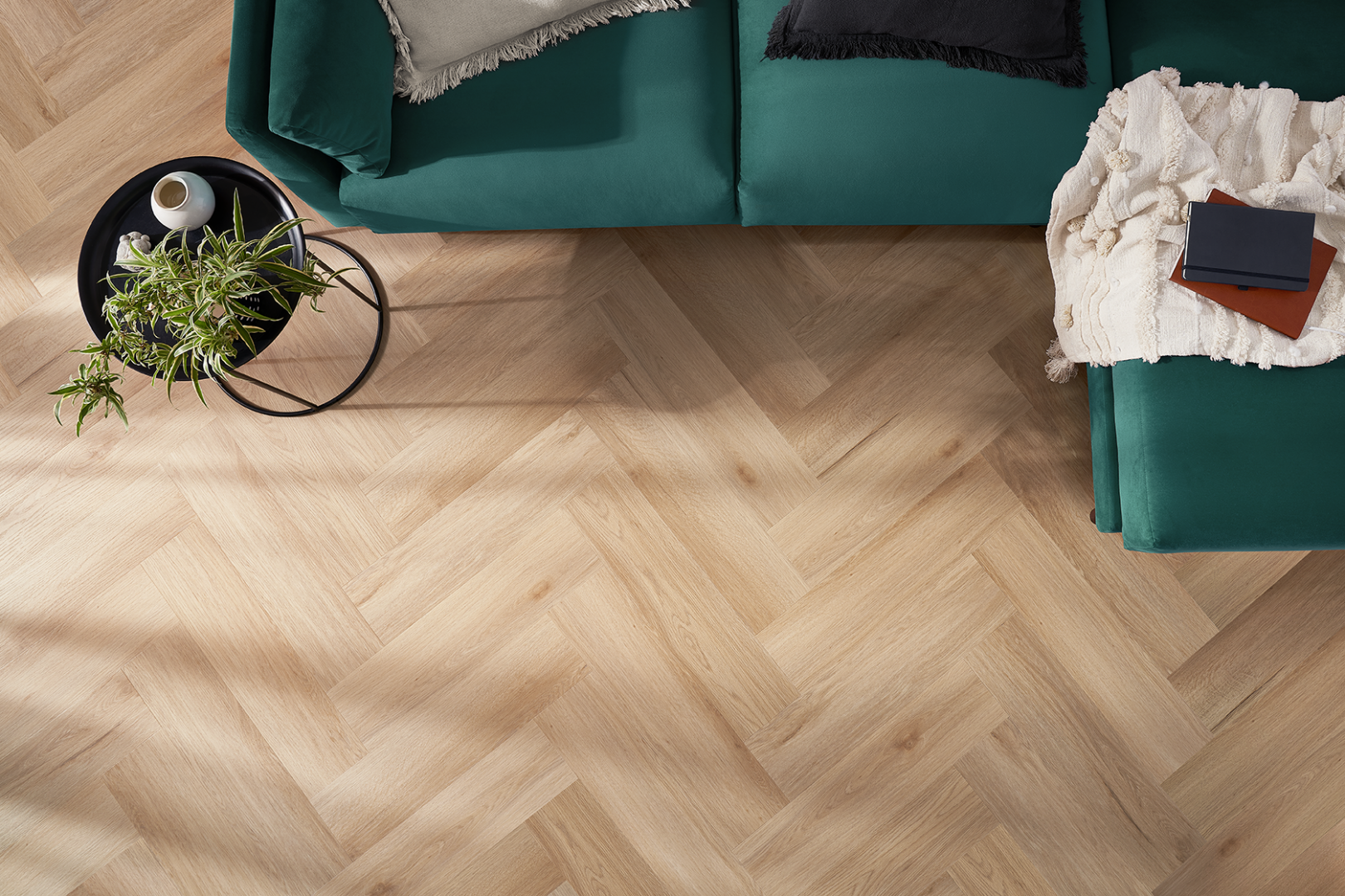 Arbiton Amaron Herringbone Дуб Харлоу ялинка